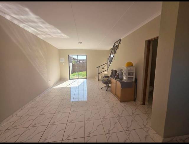 2 BEDROOM DUPLEX FOR SALE IN BUHLE PARK